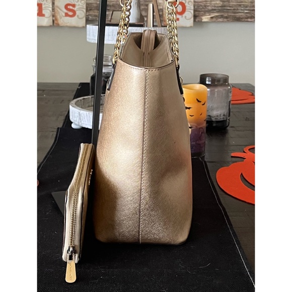 Michael Kors Gold Purse and Wallet Set - Picture 7 of 10